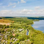 Kugelhaus Kugellager - Besonderer Rückzugsort In Runder Bauweise - Reduziert, Ruhig Und Naturnah Am Tollensesee *