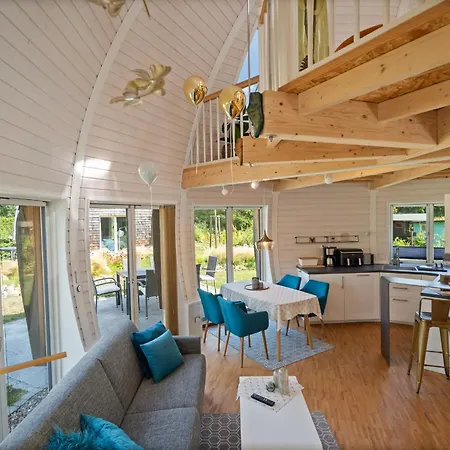 Semesterbostad Kugelhaus Kugellager - Besonderer Rueckzugsort In Runder Bauweise - Reduziert, Ruhig Und Naturnah Am Tollensesee