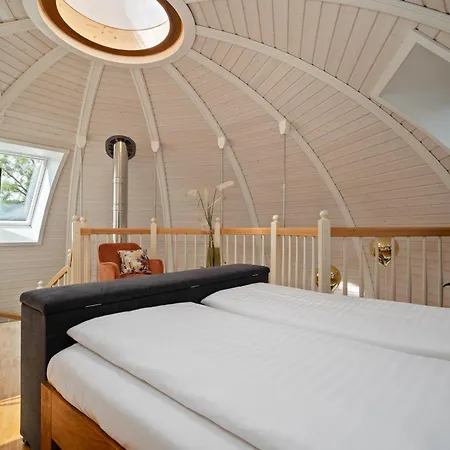 Kugelhaus Kugellager - Besonderer Rueckzugsort In Runder Bauweise - Reduziert, Ruhig Und Naturnah Am Tollensesee Feriehus Wustrow (Penzlin)