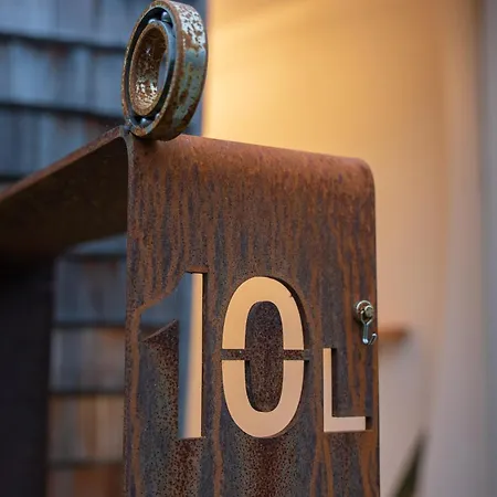 Kugelhaus Kugellager - Besonderer Rueckzugsort In Runder Bauweise - Reduziert, Ruhig Und Naturnah Am Tollensesee