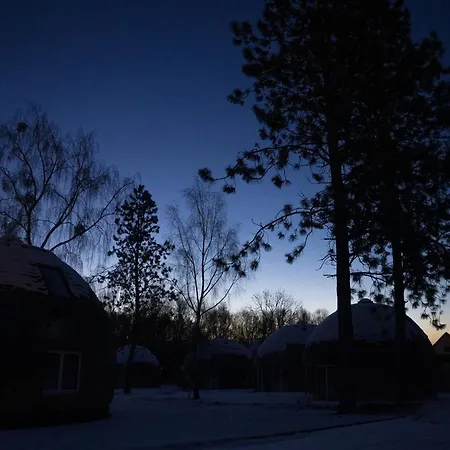Kugelhaus Kugellager - Besonderer Rueckzugsort In Runder Bauweise - Reduziert, Ruhig Und Naturnah Am Tollensesee Wustrow (Penzlin)